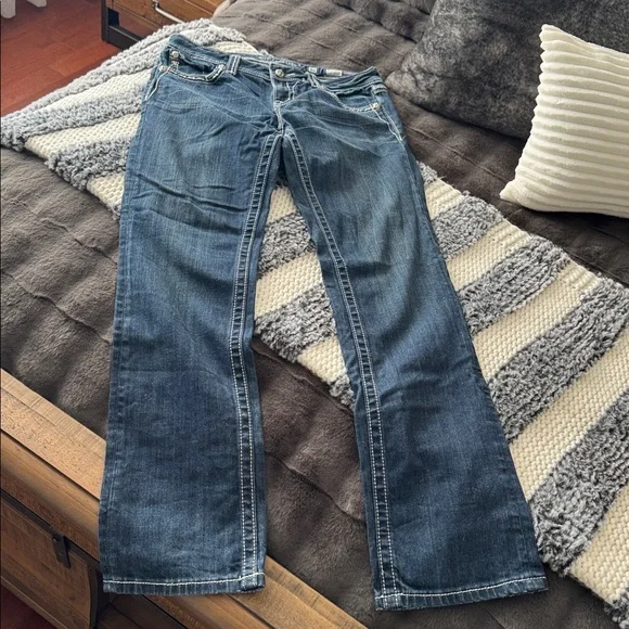 Women's MissMe Blue Jeans size 30. Inseam 31 1/2. - Picture 3 of 5